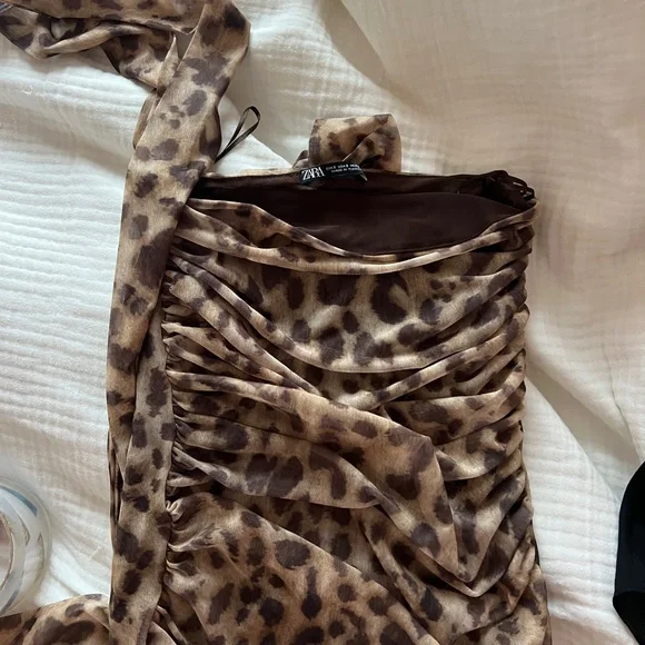 Zara leopard/cheetah print tube top with scarf attached - Picture 1 of 2